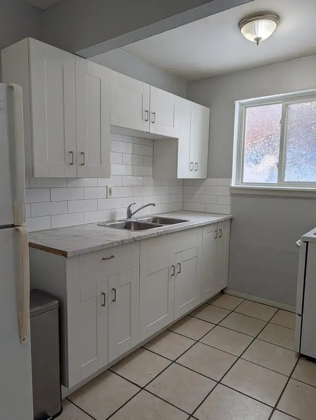 Updated Spacious 2-Bedroom apartment in London for rent