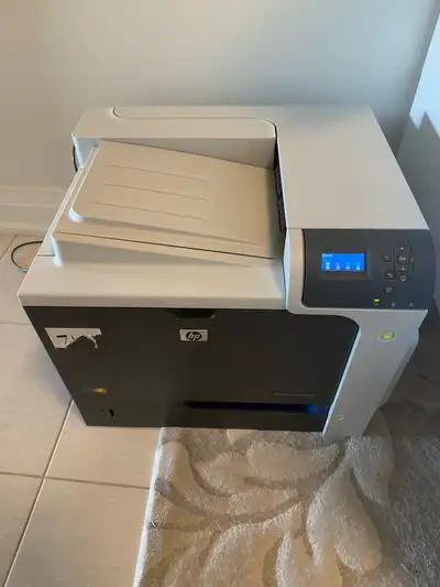 HP Laserjet CP4525, View more