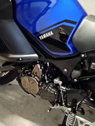 Motorcycle in impeccable condition and kept in the garage. Very comfortable for long distances. Extr...