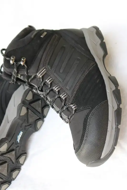 Men’s BOOTS HIKING WIND RIVER size US 12 men’s waterproof Hyper in Men's Shoes in City of Toronto - Image 11