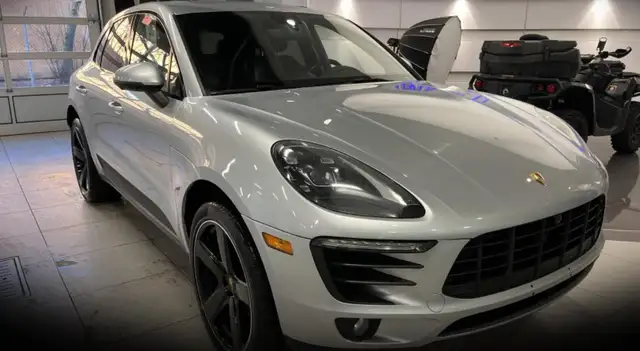 Porsche Macan S574686640683110401