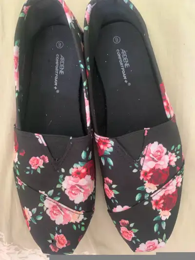 Ardene shoes, View more