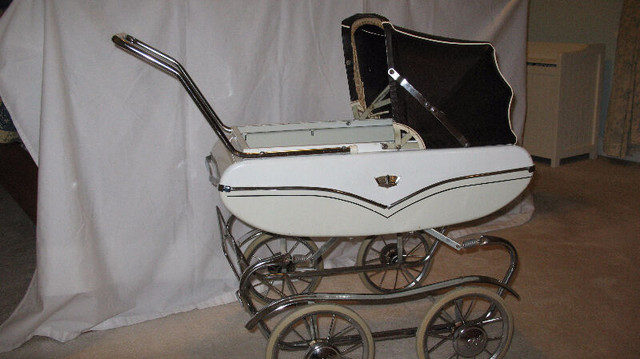 LARGE GENDRON DOLL CARRIAGE Toys Games Hamilton Kijiji