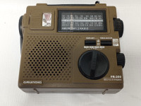 GRUNDIG FR-200 EMERGENCY AM/FM SW RADIO BAND LIGHT CRANK BATTERY