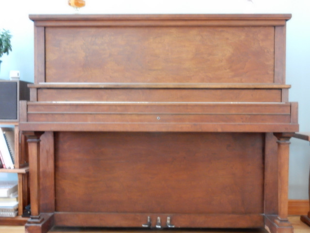 Free Piano in Pianos & Keyboards in Kingston - Image 2