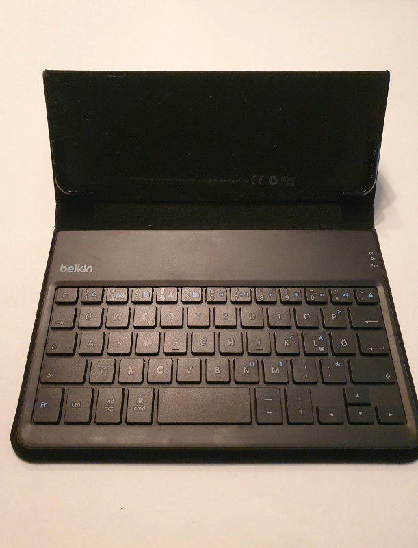Belkin QODE Portable Keyboard Case for iPad mini dans Accessoires pour iPad et tablettes  à Ville de Toronto