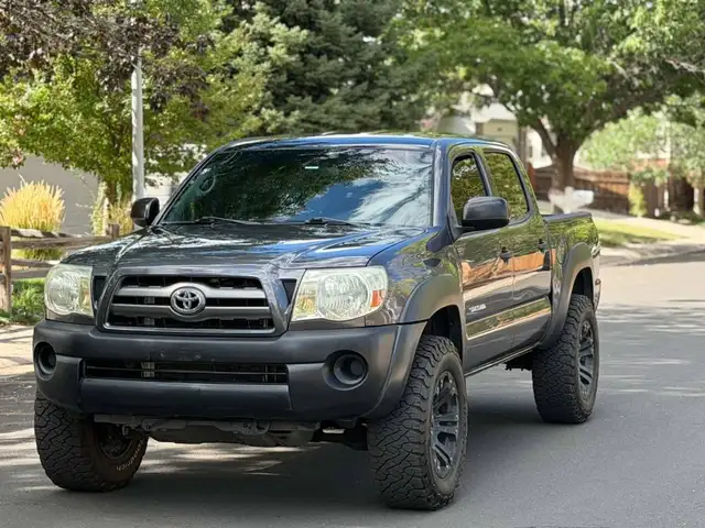 2009 Toyota Tacoma Double cab 4x4 163,000kms