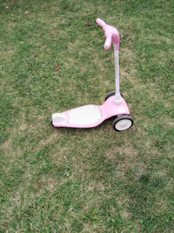 3-Wheel Scooters (7 to choose from) in Toys & Games in Oshawa / Durham Region - Image 5