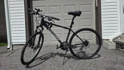 Northrock CTM 700C Hybrid Bike – Shimano, Disc Brakes, View more