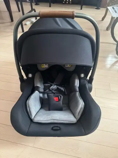 Nuna Pipa Lite Infant Car Seat w/ Base—Caviar—2021 (Exp. 2028), View more