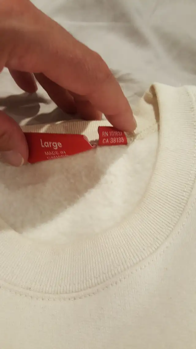 Supreme Fleece Sweater in Men's in Kitchener / Waterloo - Image 5