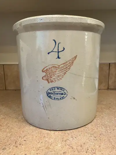 Vintage Red Wing 4 Gallon Crock Union Stoneware Co., View more