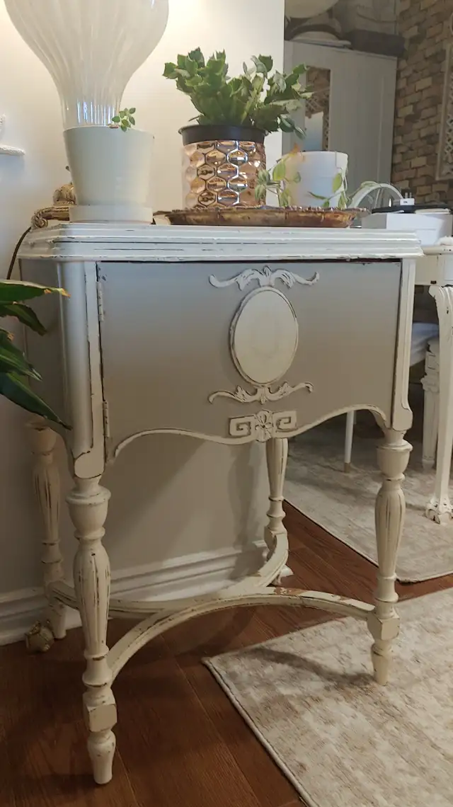 Vintage French Provincial Accent Table / Sewing Cabinet – Shabby in Other in Bedford - Image 2