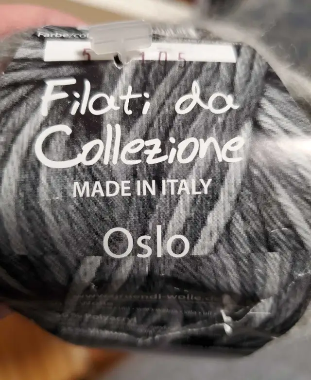 Wolle and Alpaka 2 yarns made in Italy plus knitting 62863267772546123