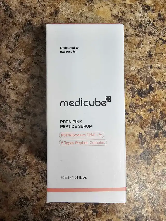 MEDICUBE PDRN Pink Peptide Serum 