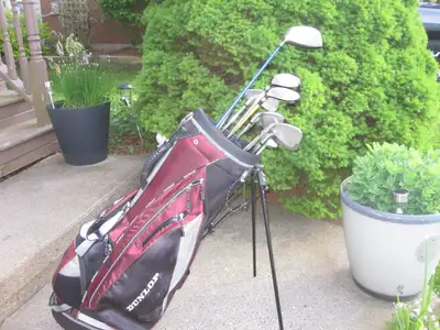 Men's Right Hand 13-pc Golf Clubs Set (True North) & Golf Bag, View more