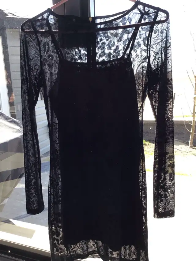 Coco & Tashi Prom Dress in Women's - Dresses & Skirts in Kitchener / Waterloo - Image 3