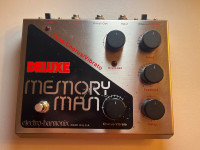 Electro-harmonix Deluxe Memory Man delay pedal 
