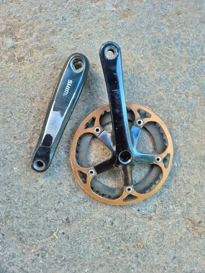 Single speed Shimano bicycle crank set, View more