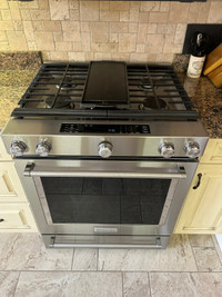 Kitchenaid -- 5 Burner 2 Oven -- Gas Range