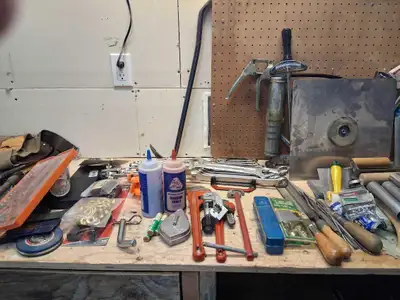 outils _ négociable , View more