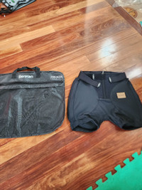 BenKen 3D EVA Padded Short Pants Medium