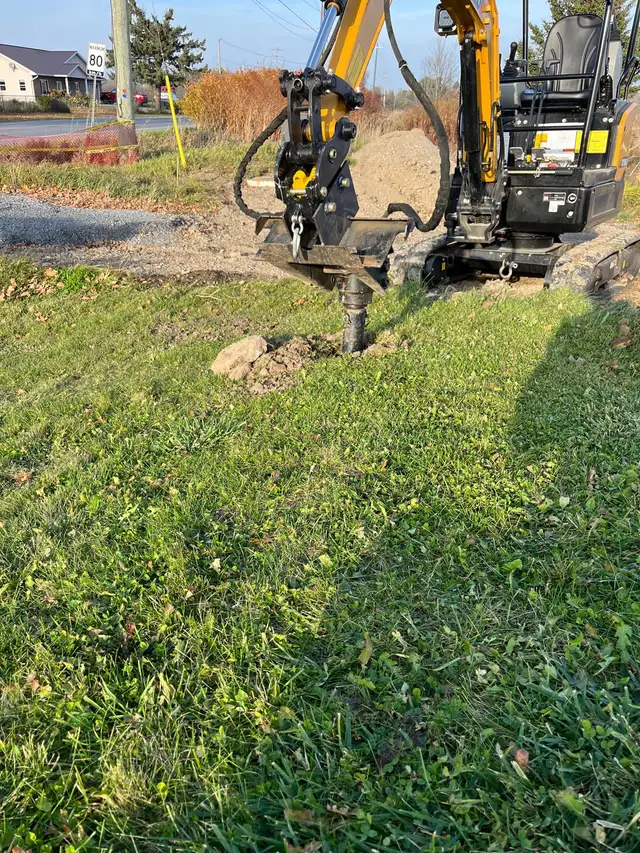 Sunny bubbles excavating62863244518273122