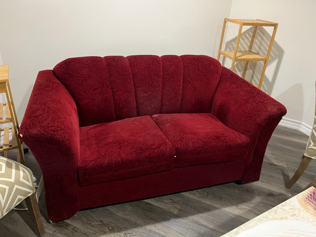 Sofa love seat  in Free Stuff in Oshawa / Durham Region