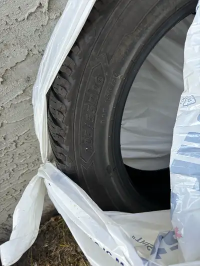 This is a used 205/55R16 tire that's ready to roll! It has been previously mounted and driven on, so...