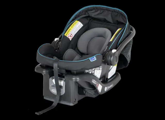 Graco SnugRide 35 Lite LX Infant Car Seats in Strollers, Carriers & Car Seats in City of Toronto - Image 4