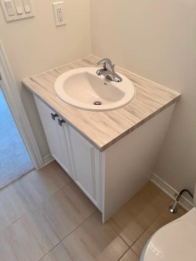 BRAND NEW TWO STOREY 1700 SQFT LUXURY Townhouse in Pickering in Long Term Rentals in Oshawa / Durham Region - Image 8