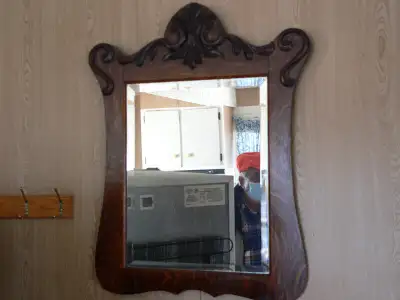 Antique miroir., View more