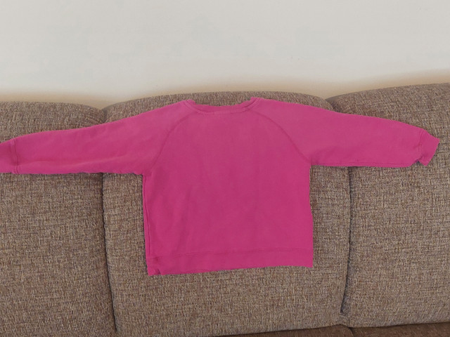 Disney princess size 6X kids sweater Great shape$5 in Kids & Youth in Calgary - Image 4
