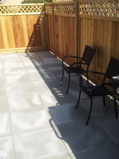 2 bedroom basement Suite N Shore on 8th Street. Includes Private fenced patio 12'X30'. Parking for 2...