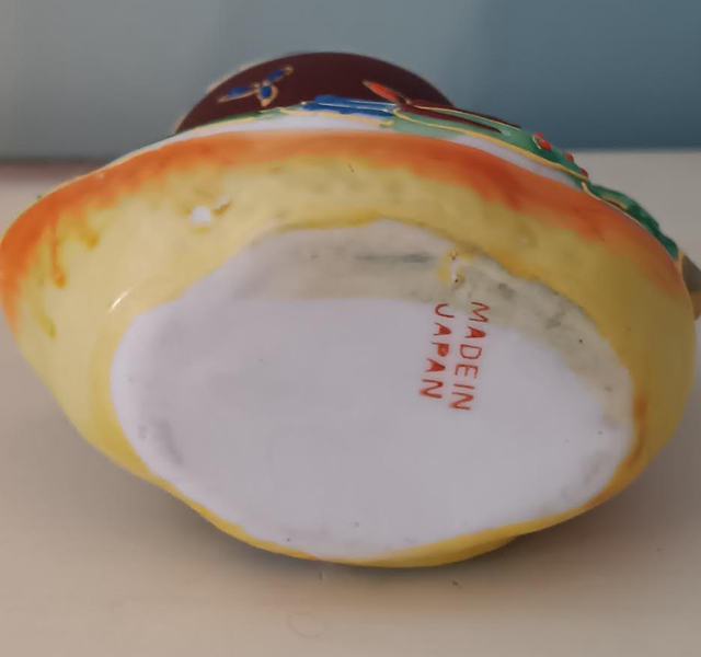 Vintage Moriage Porcelain Bird Hen Quail Egg Cup Eggcup Japan in Arts & Collectibles in Markham / York Region - Image 8