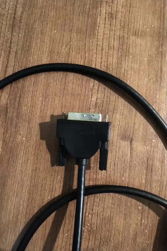 Insignia 6' HDMI to DVI-D Cable in Cables & Connectors in Oshawa / Durham Region - Image 3