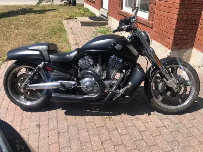 I am selling my 2010 Harley-Davidson VRod Muscle, a powerful cruiser with a 1250cc engine and sleek...