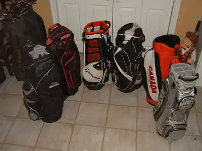 TAYLORMADE, CALLAWAY, NIKE, BURTON ETC. GOLF BAGS - $1 (TORONTO, View more