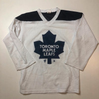22 toronto maple leafs hockey jersey doug laurier 70s/80s nhl, Arts &  Collectibles, Brantford