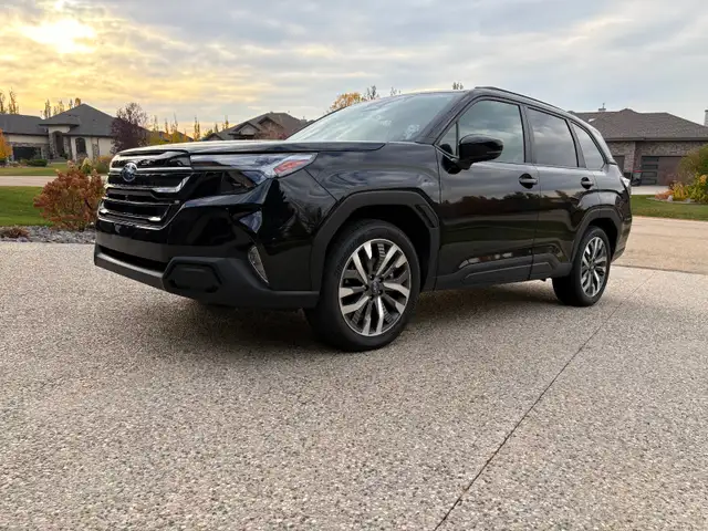 2025 Subaru Forester Premier Model - NO GST!