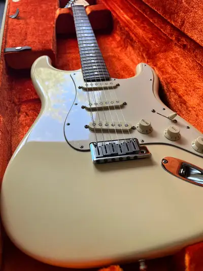 2020 Jeff Beck Fender Stratocaster - MINT, View more