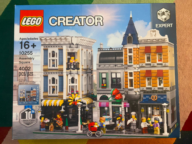 LEGO Creator Expert 10255 - La place de l'assemblée dans Jouets et jeux  à Longueuil/Rive Sud