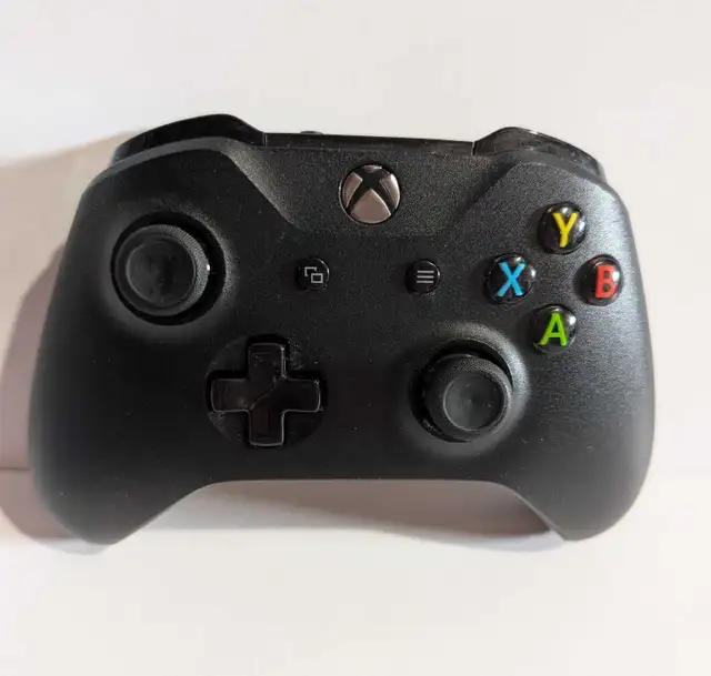 Xbox One Wireless Controller Black Model 1708 Bluetooth 