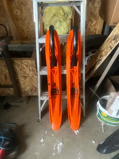 Several pairs of snowmobile plastic skis. Prices from $140 and up. See pics. Can supply new carbides...