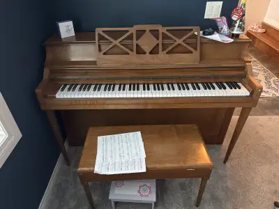 free knight upright piano, View more