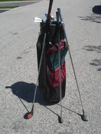 GREAT STARTER SET OF 8 CLUBS & SPALDING CARRIER BAG $85.00!, View more