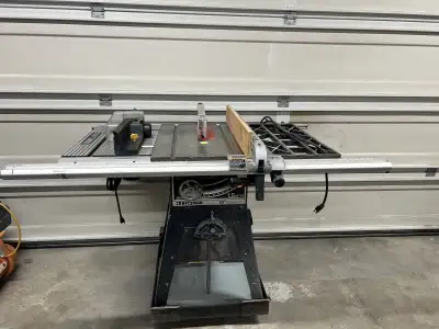 Craftsman Table Saw with Built-in Router Table, View more