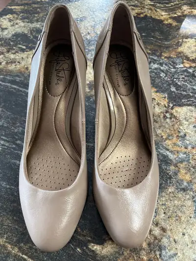 Brand New Ladies Heels Shoes, View more