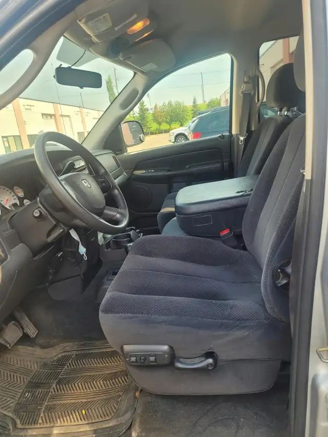 2005 Dodge Ram 1500 SLT552944993043763205