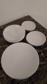 16pc Johnson Brothers dinnerware 